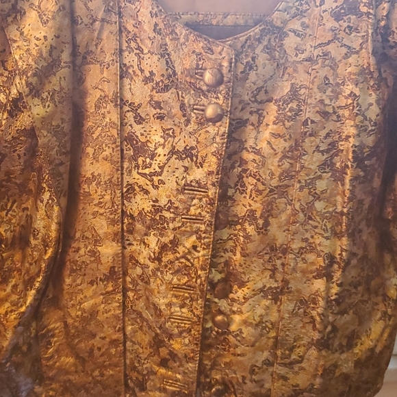 Crop metallic Italian Jacket - Picture 3 of 8